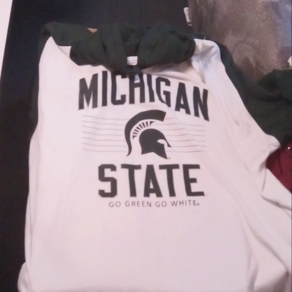 Msu hoodie size XL